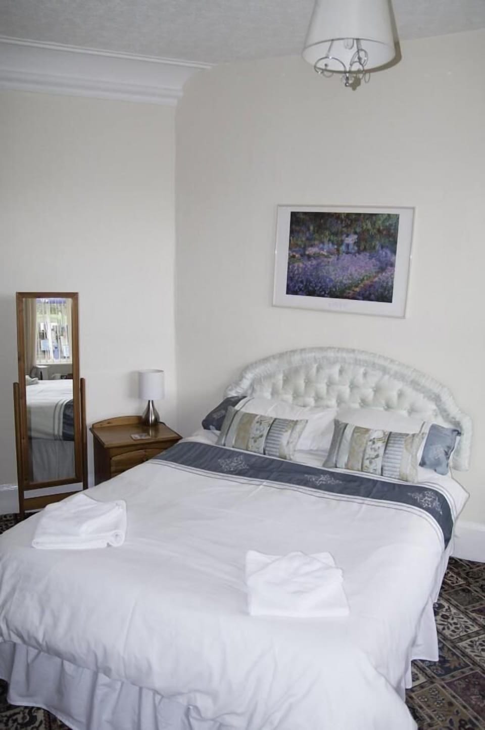 Iron/ironing board, free WiFi, wheelchair access