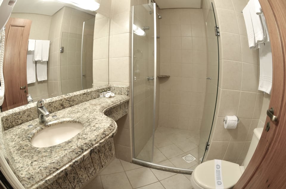 Shower, free toiletries, hair dryer, towels