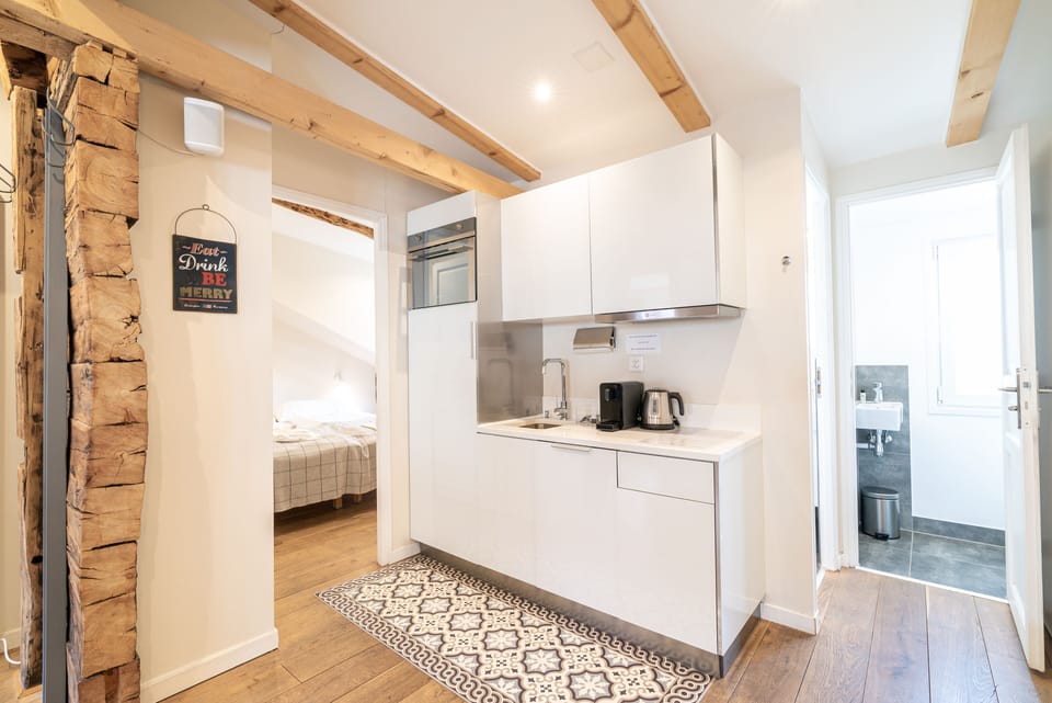 Two-Bedroom Apartment with Matterhorn View (top floor) | 2 bedrooms, soundproofing, free cribs/infant beds, rollaway beds