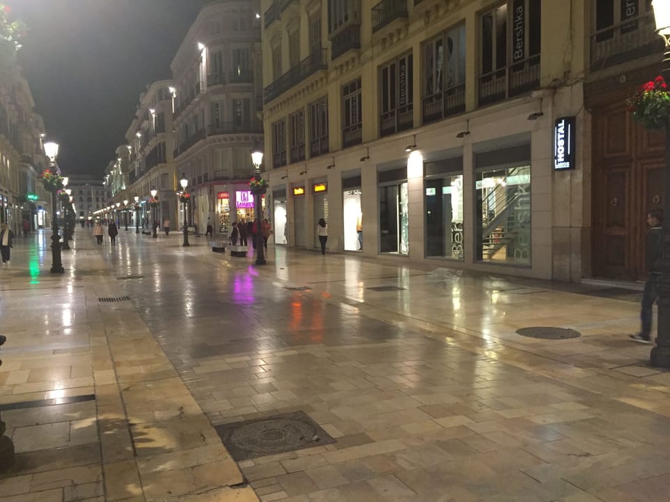 Hostal Larios Hostel in Malaga