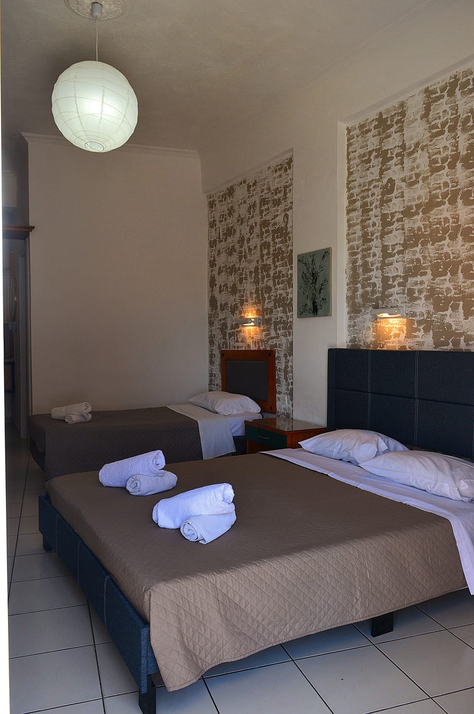 Quadruple Room | Free WiFi, bed sheets