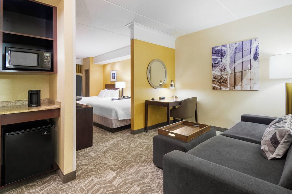 Suite, Multiple Beds | Premium bedding, desk, blackout drapes, iron/ironing board