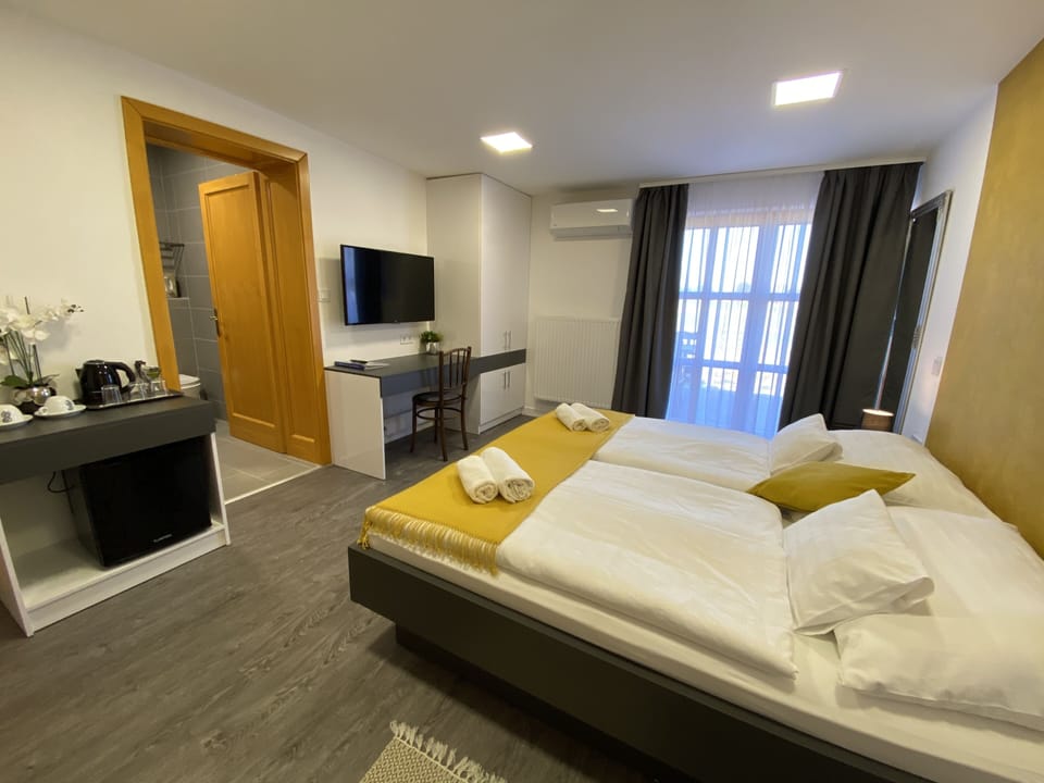 Premium bedding, minibar, in-room safe, individually decorated