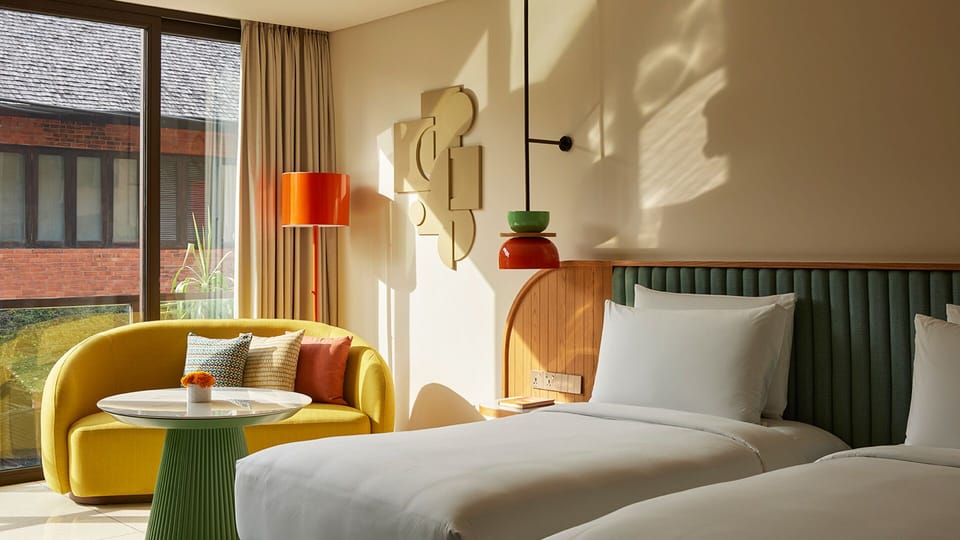 Room, 2 Twin Beds (Street View) | Minibar, in-room safe, desk, laptop workspace