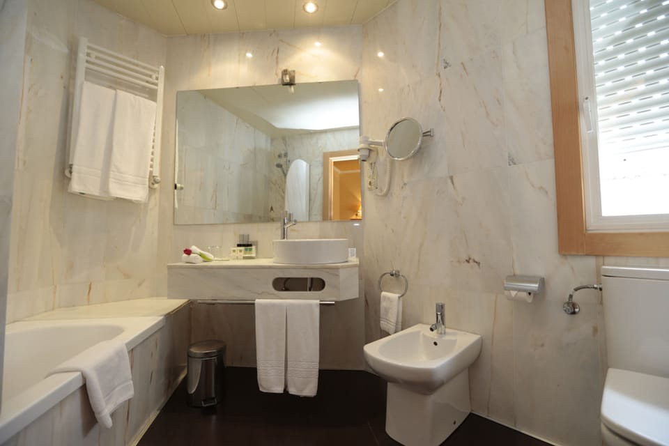 Minibar, in-room safe, desk, blackout drapes