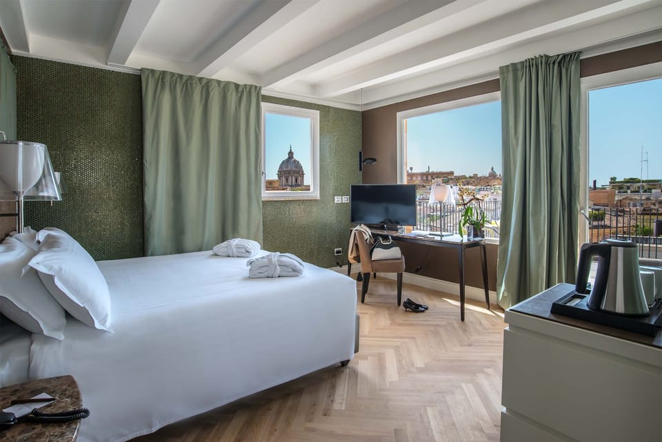 Penthouse, Terrace, City View | In-room safe, individually decorated, desk, blackout drapes