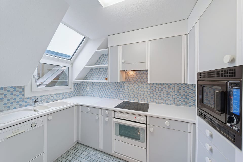 Traditional Apartment | Private kitchen