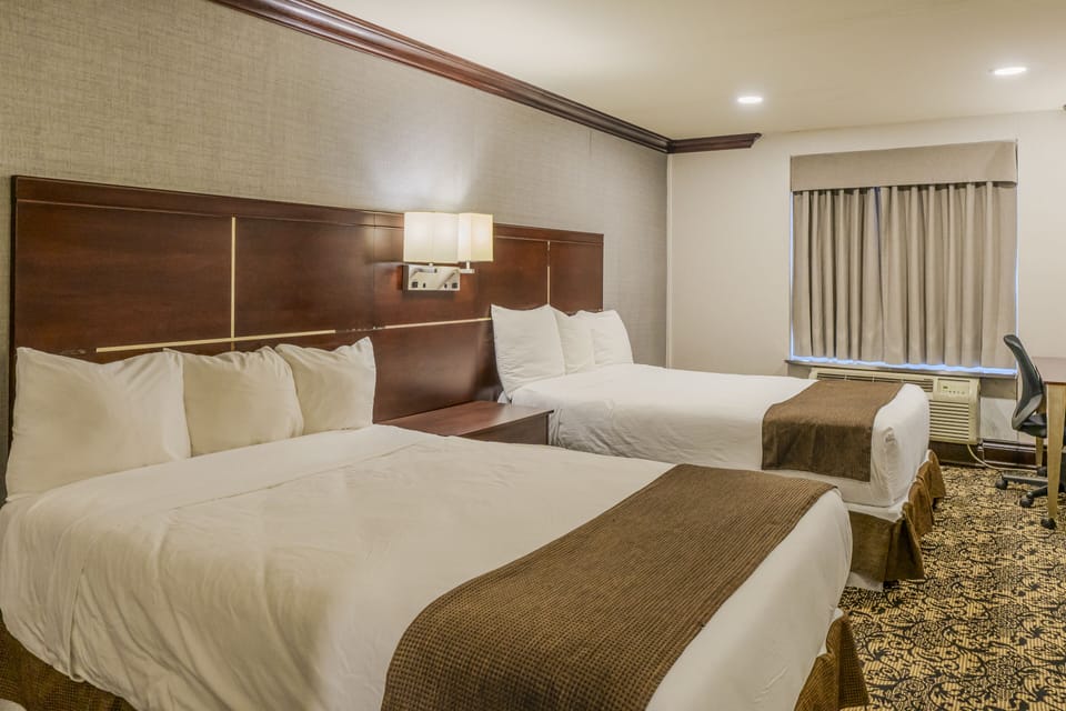 In-room safe, desk, iron/ironing board, free WiFi