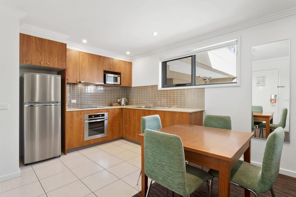 Executive Apartment One Bedroom | In-room safe, soundproofing, iron/ironing board, free WiFi