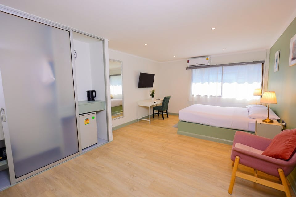 Deluxe Room | Free WiFi