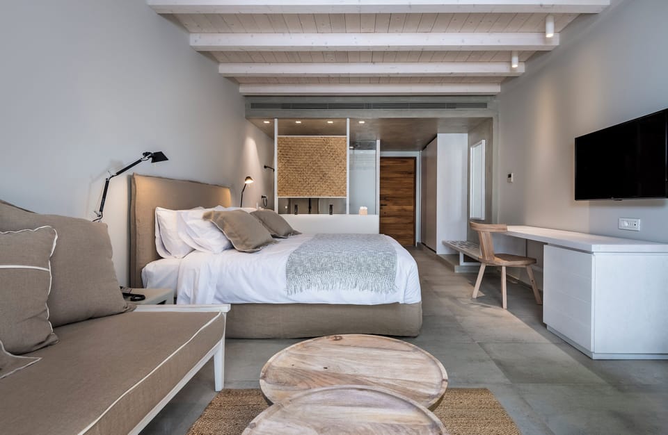 Junior Suite (1st  floor) | Premium bedding, in-room safe, desk, blackout drapes