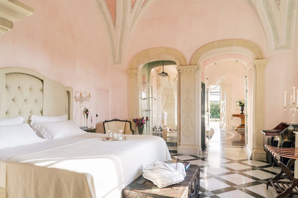 Superior Suite | Premium bedding, down comforters, pillowtop beds, minibar