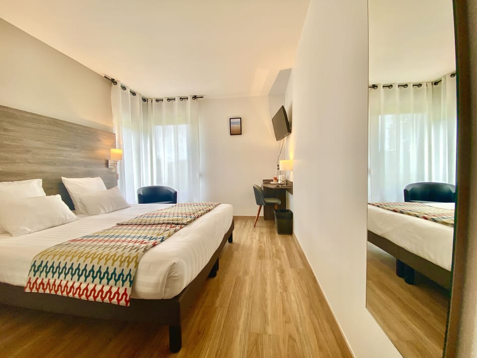 Premium bedding, desk, soundproofing, iron/ironing board