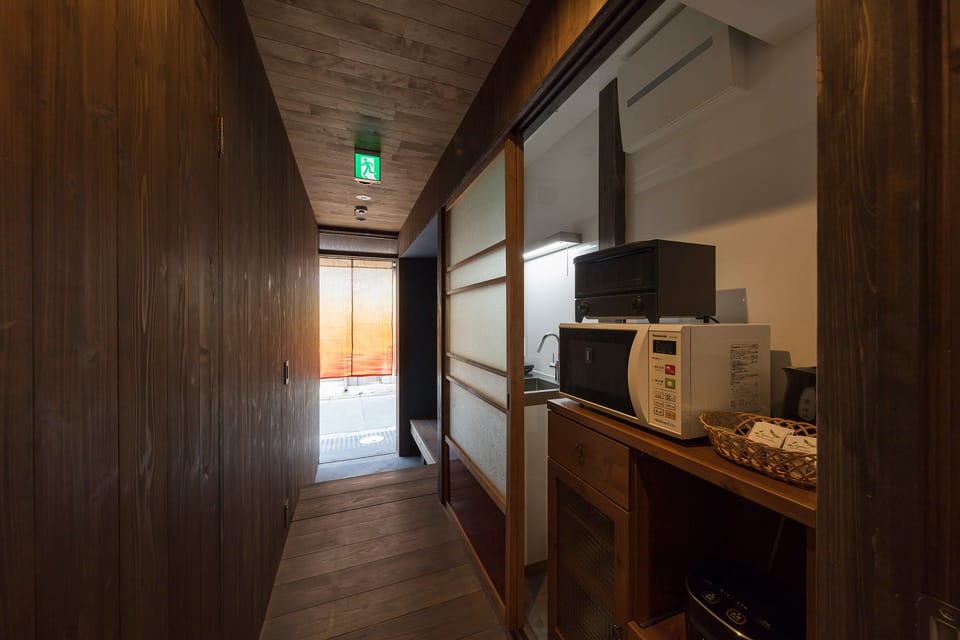 Private Machiya Townhouse (2 Single Beds and 2 Japanse Futon) | Private kitchen | Coffee/tea maker, fridge, microwave, stovetop