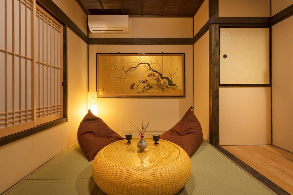 Private Machiya Townhouse (2 Single Beds and 2 Japanse Futon) | 3 bedrooms, in-room safe, individually decorated, individually furnished