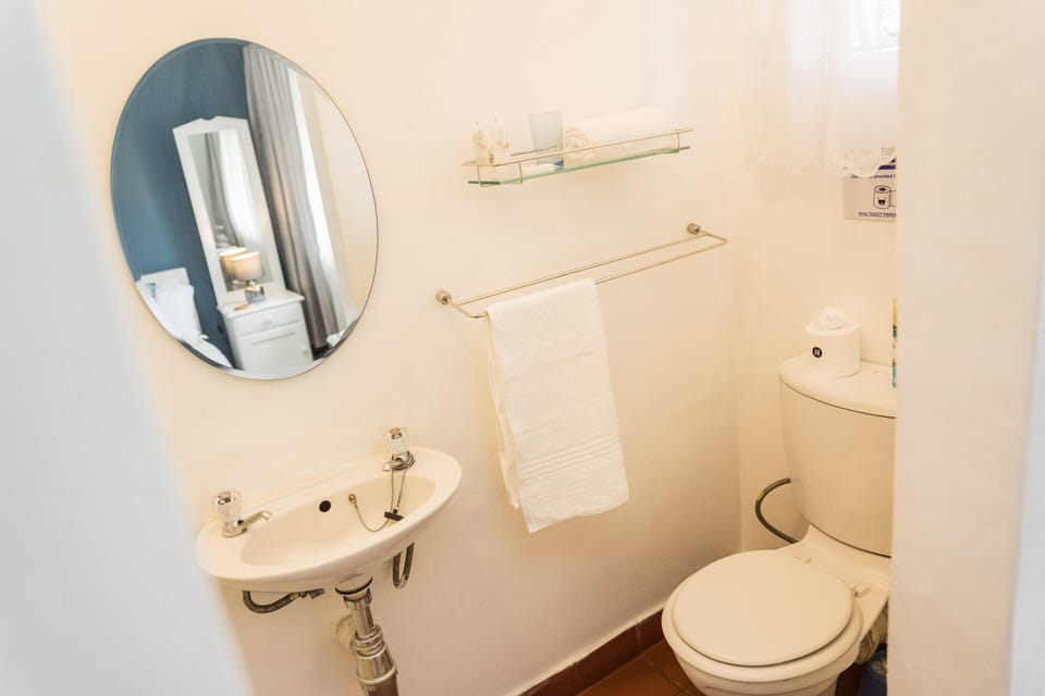 Double Room Inside the Guest House, Room 2 | 1 bedroom, individually decorated, individually furnished