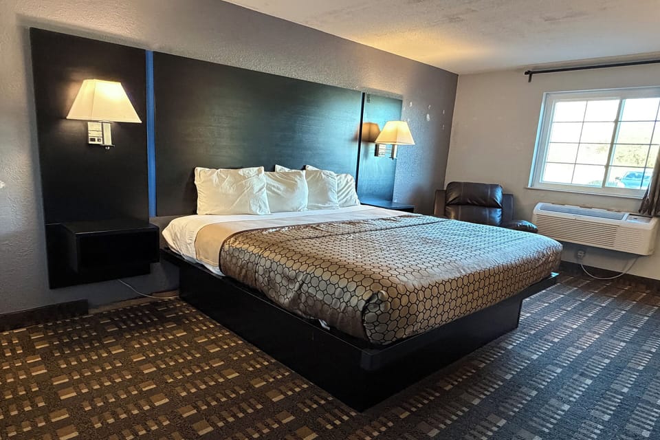 Desk, bed sheets