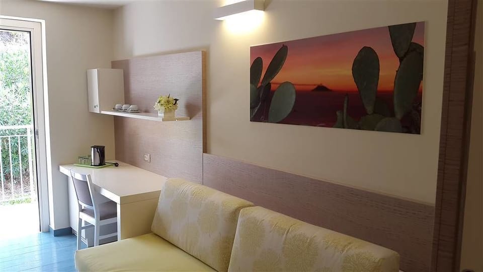Flat-screen TV, pay movies