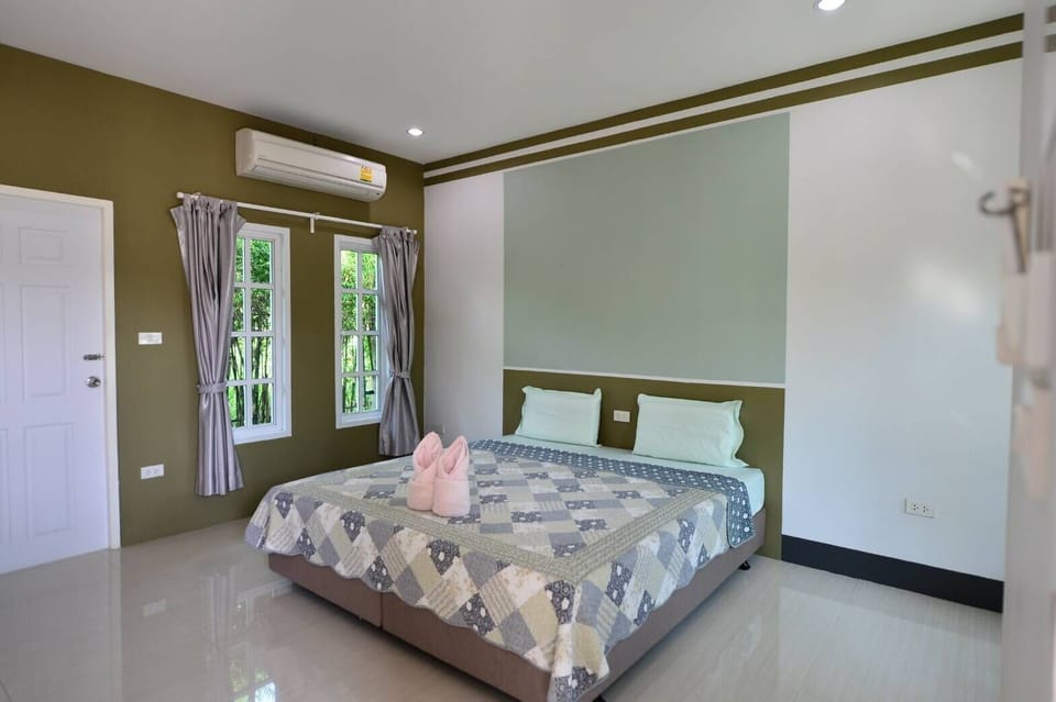 Standard Double Room | Rollaway beds, free WiFi