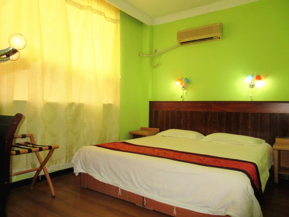 Standard Double Room | WiFi (free)
