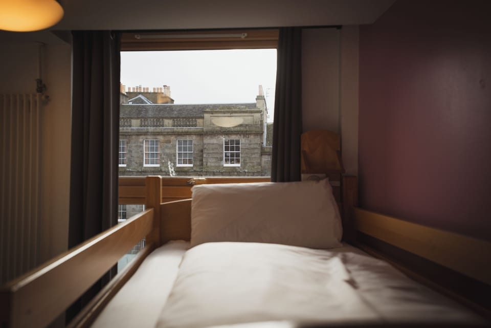Free WiFi, bed sheets