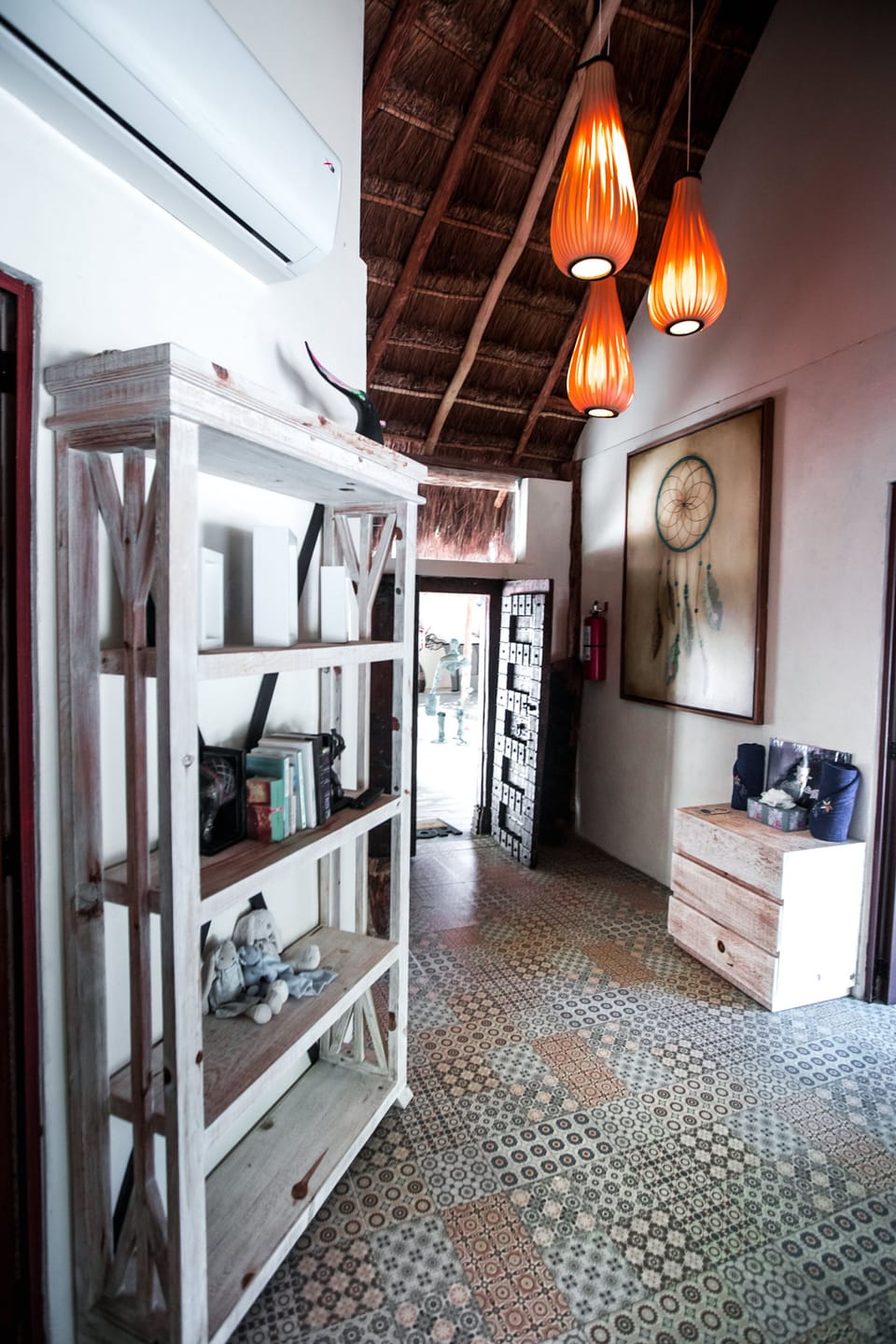 20 Tox Master (1 King) | 1 bedroom, laptop workspace, blackout drapes, iron/ironing board