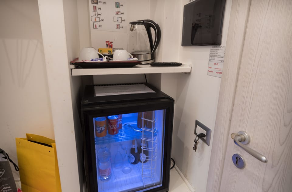 Romantic Room, 1 Bedroom (S9) | Minibar