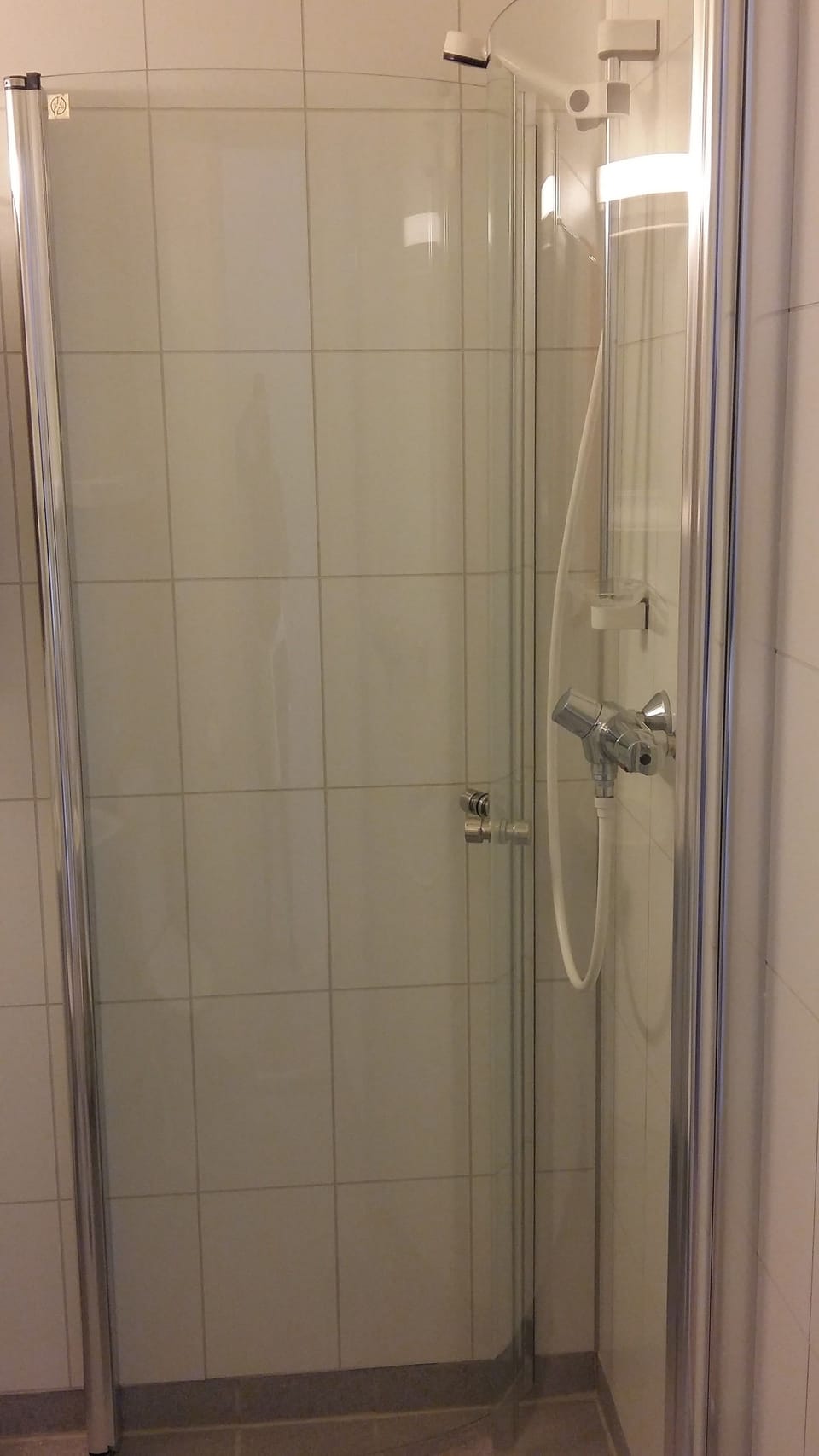Deluxe double 4 | Bathroom shower
