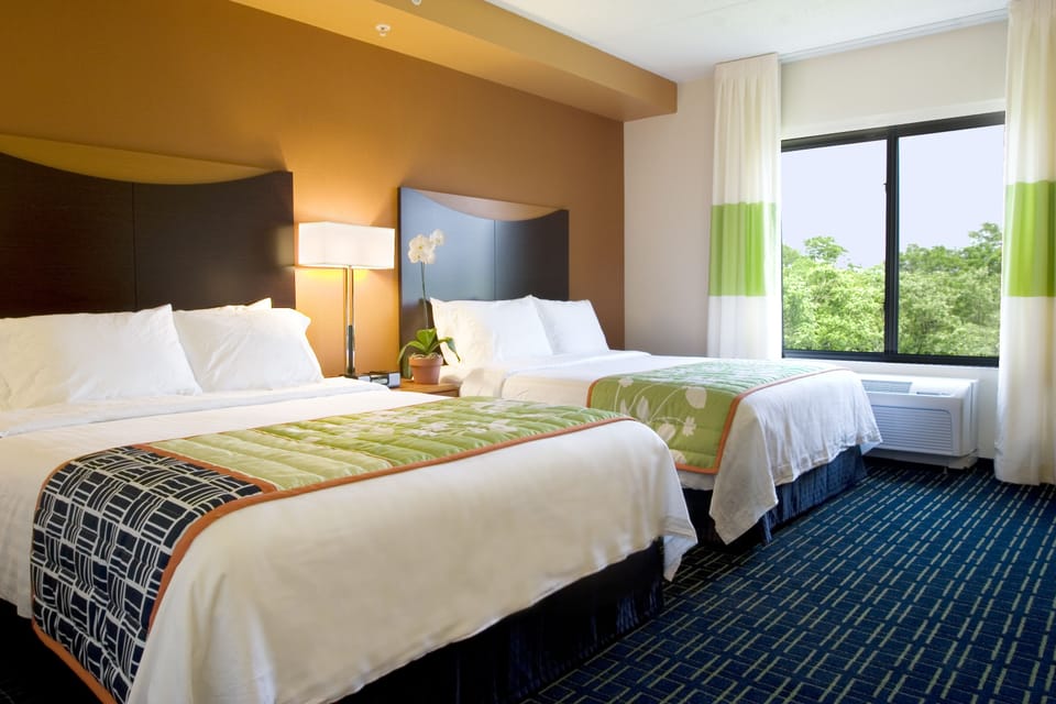 Room, 2 Queen Beds | Egyptian cotton sheets, premium bedding, pillowtop beds, desk