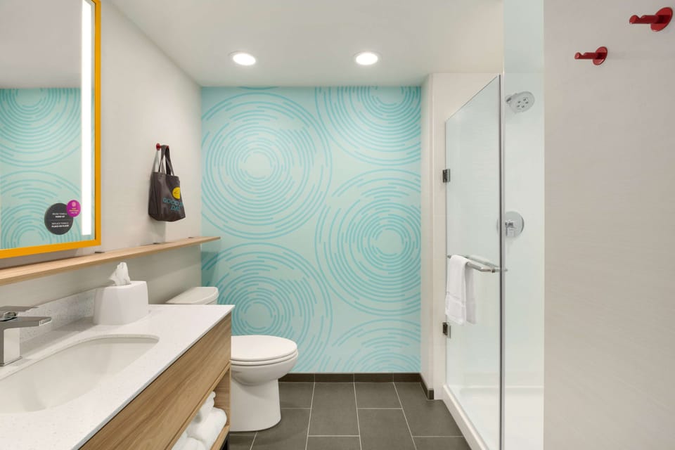 Bathroom shower