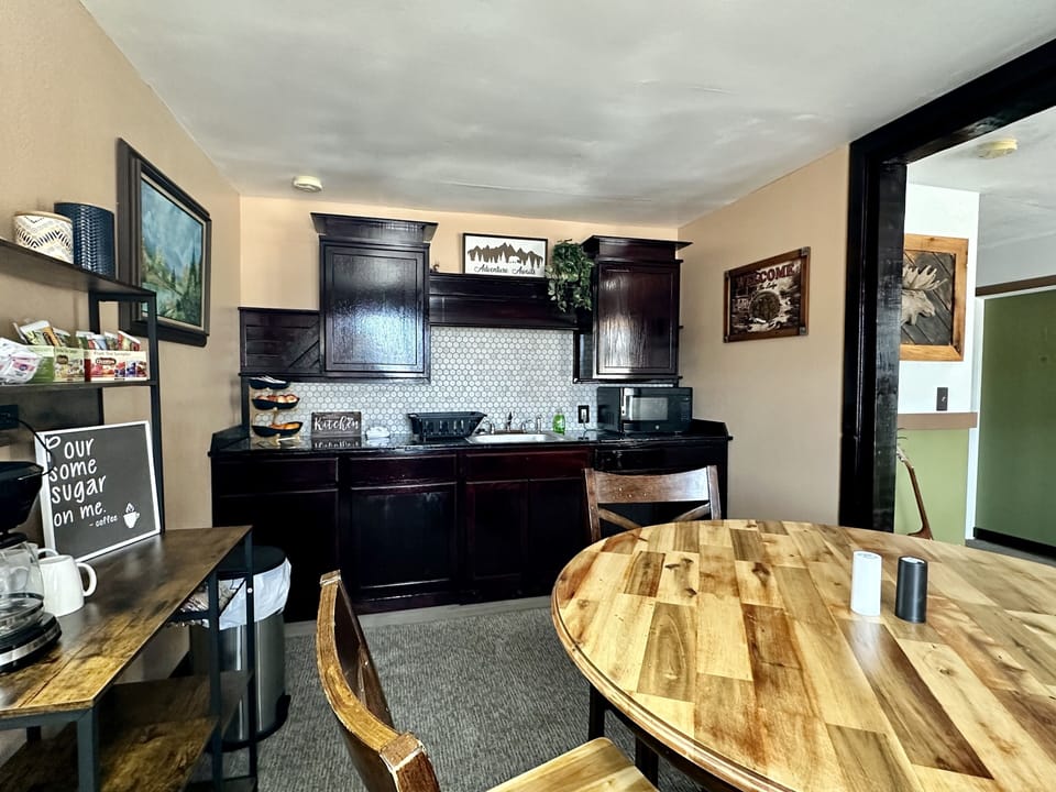 Fridge, microwave, coffee/tea maker