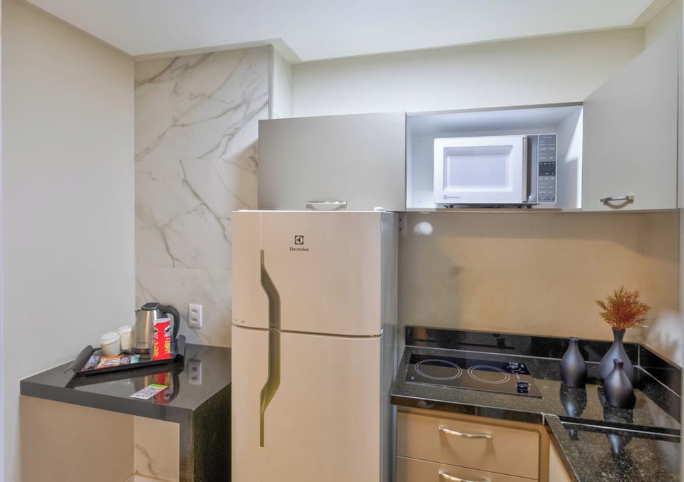 Suite, 1 King Bed | Premium bedding, minibar, in-room safe, desk