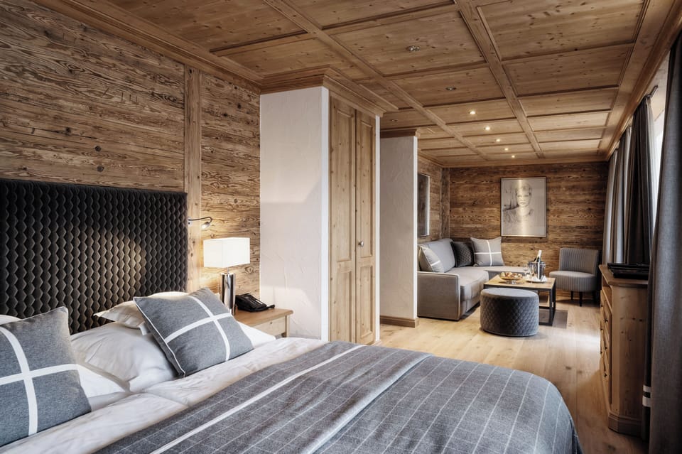 Junior Suite 40m2 | Minibar, in-room safe, free cribs/infant beds, rollaway beds