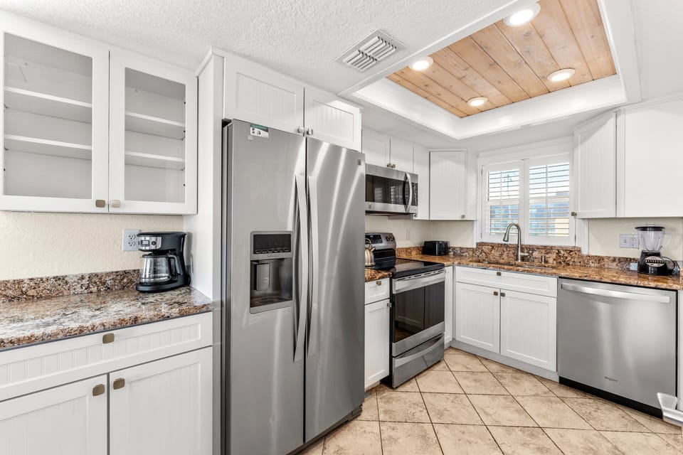 Two-Story Oceanfront Condo with Private Balcony, Unit #233 | Private kitchen | Fridge, microwave, oven, coffee/tea maker