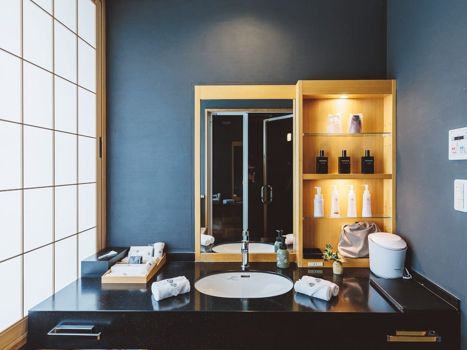 Room amenity