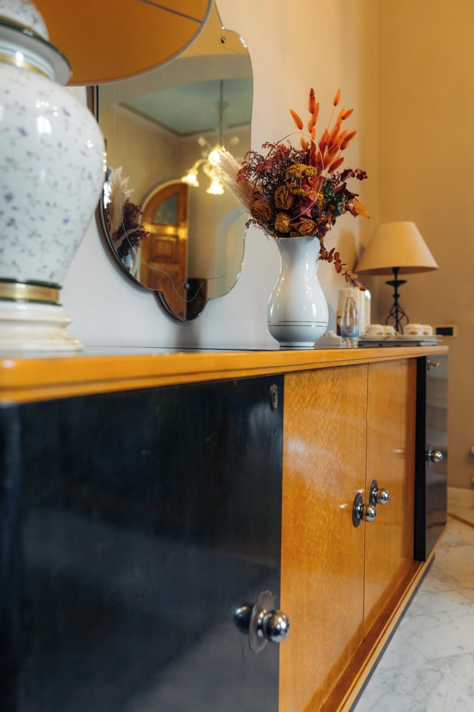 Deluxe Suite, 2 Bedrooms | Living area | Flat-screen TV