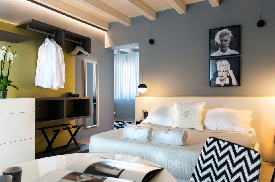 Junior Suite (4) | 1 bedroom, Frette Italian sheets, premium bedding, down comforters