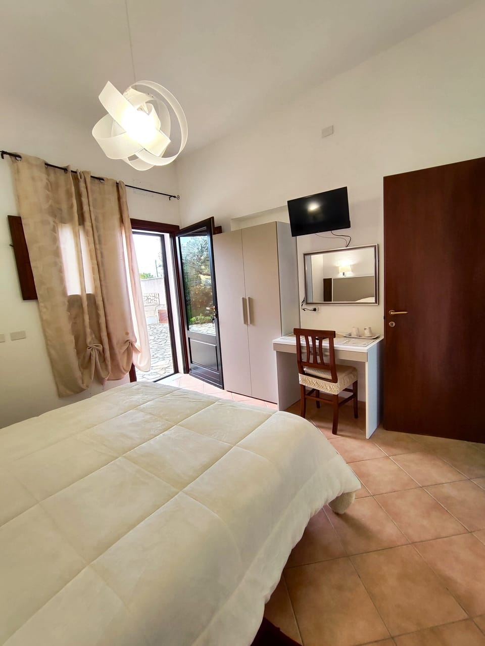 Double or Twin Room | Premium bedding, down comforters, desk, free WiFi