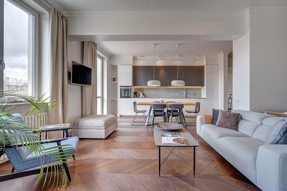 107-cm flat-screen TV with cable channels, TV