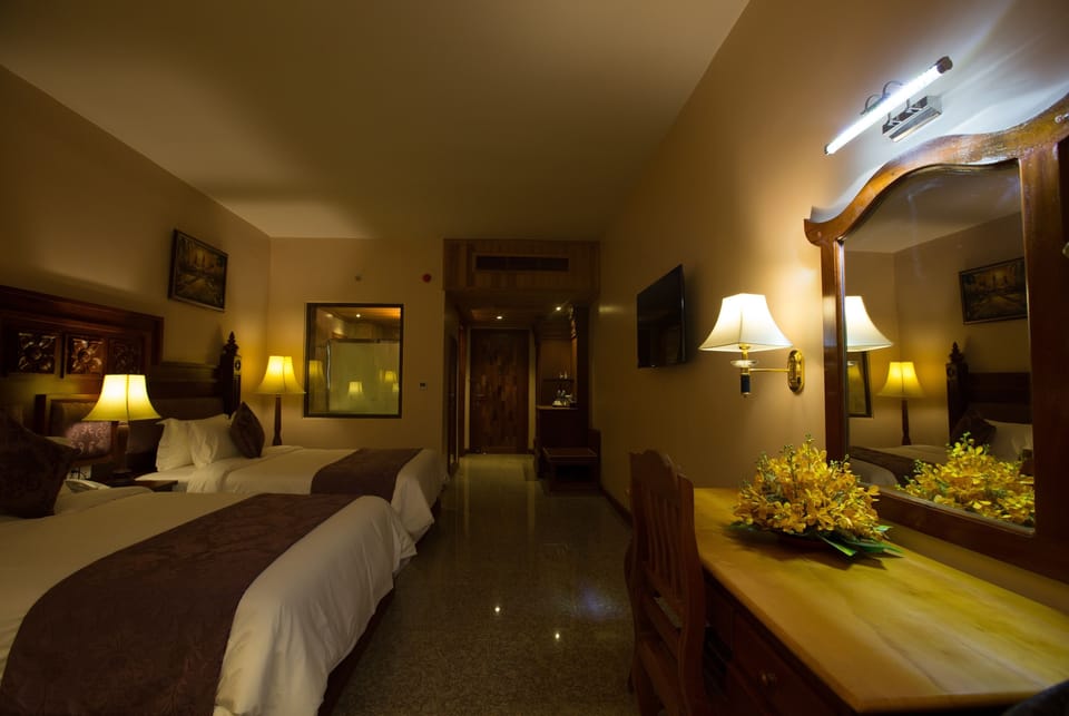 Minibar, in-room safe, desk, blackout drapes