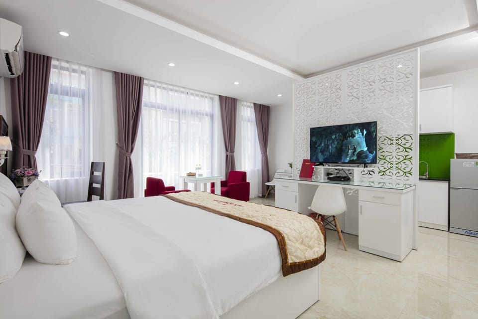 Panoramic Suite, 1 Bedroom, Non Smoking, City View | Room amenity