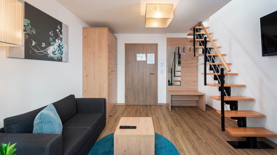 Duplex (Maisonette) | Living area | Flat-screen TV