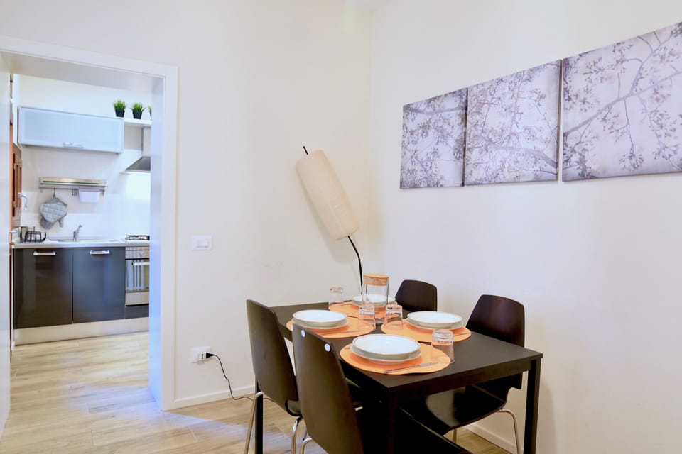 Apartment, 2 Bedrooms | In-room dining