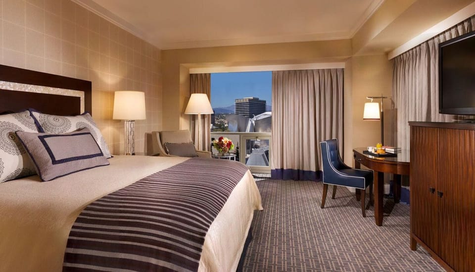 Premium bedding, pillowtop beds, in-room safe, desk