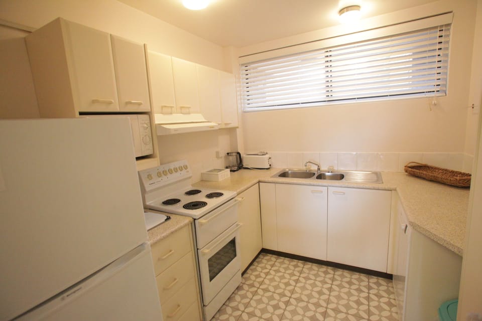 Family Apartment, 2 Bedrooms | Private kitchen | Espresso maker, coffee/tea maker, fridge, microwave