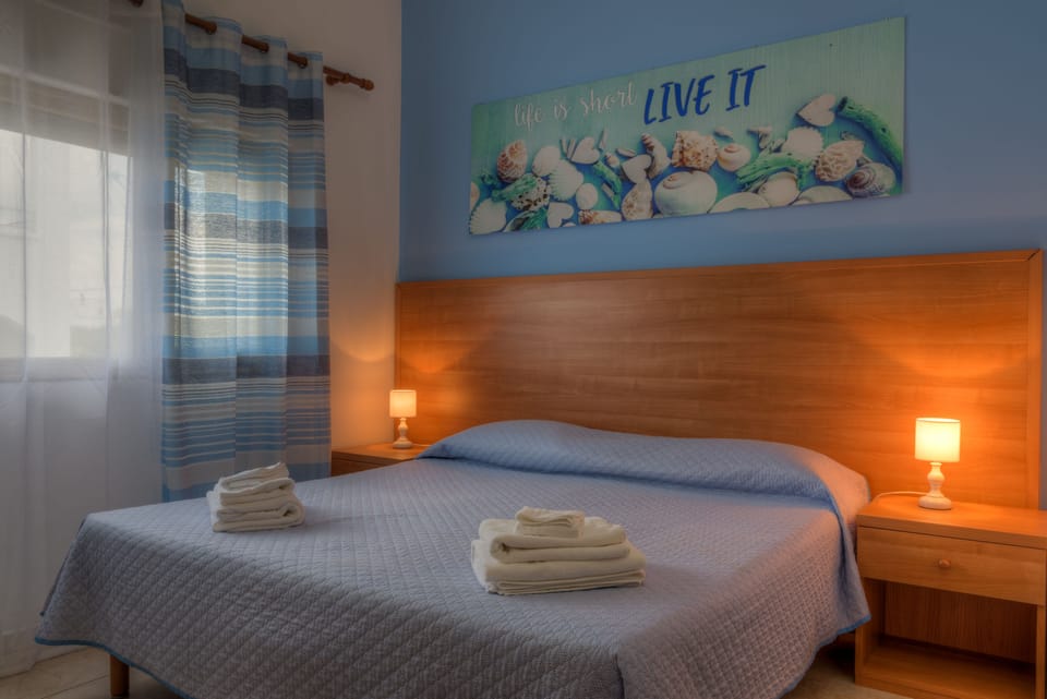 Comfort Double Room | Memory foam beds, desk, blackout drapes, free WiFi