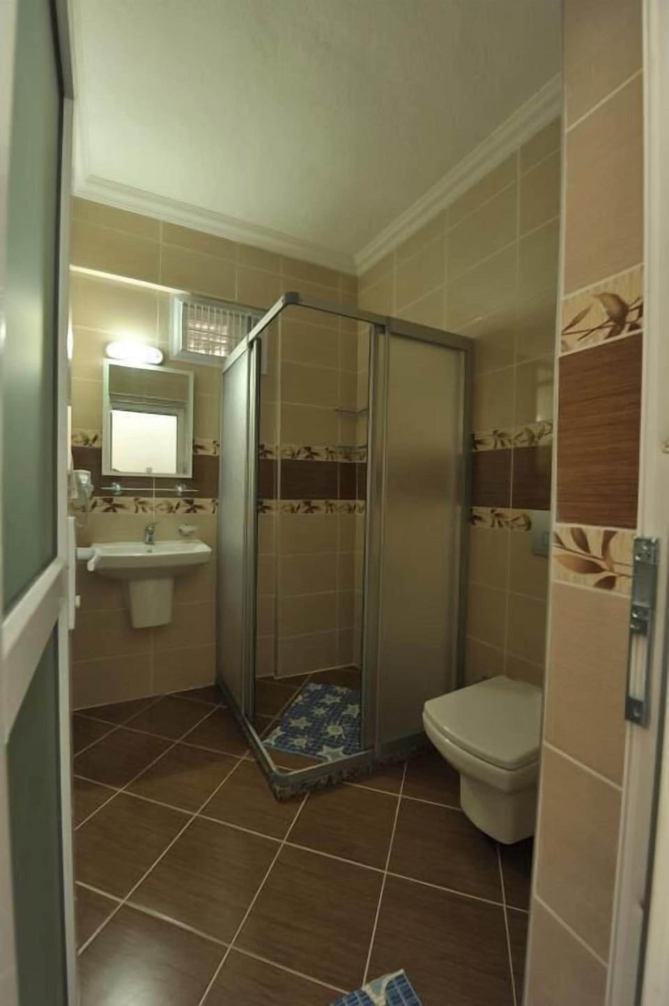 Shower, hair dryer, slippers