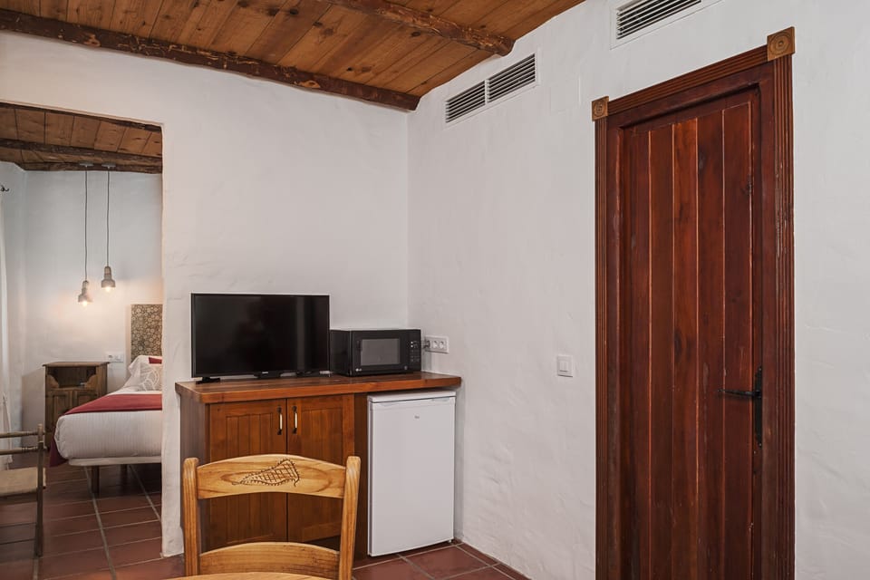 Superior Apartment, 1 Bedroom | Living room | 32-inch flat-screen TV with cable channels, TV