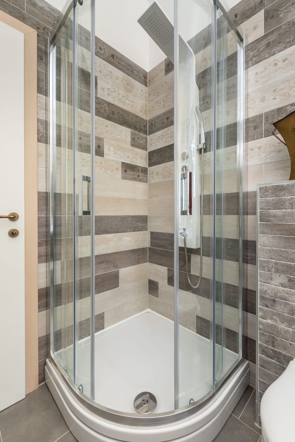 Deluxe Double Room | Premium bedding, in-room safe, desk, soundproofing
