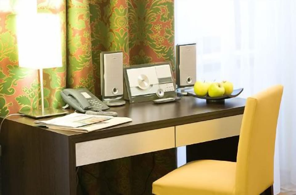 Room amenity